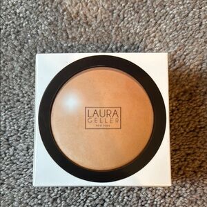 Laura Geller Double Take Baked Versatile Powder Foundation